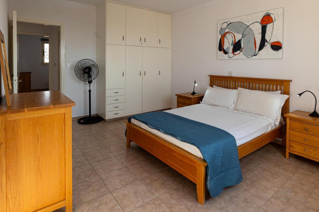 Ferienwohnung Royal Seacrest Crown-Jewel, 2B, Pools, Sea, Center Paphos Exterior foto