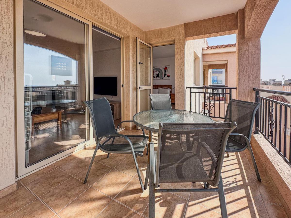 Ferienwohnung Royal Seacrest Crown-Jewel, 2B, Pools, Sea, Center Paphos Exterior foto