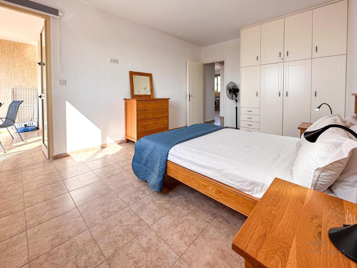Ferienwohnung Royal Seacrest Crown-Jewel, 2B, Pools, Sea, Center Paphos Exterior foto